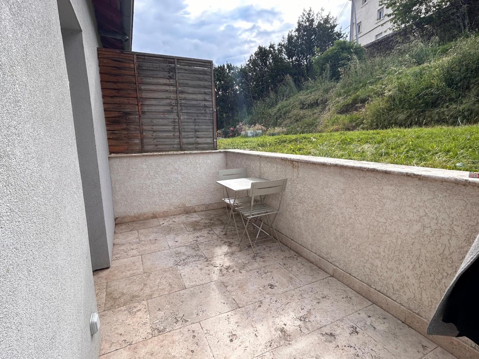 Апартаменты Petite Maison Studio Tout Confort Cosy Givors Autoroute Et Gare Экстерьер фото